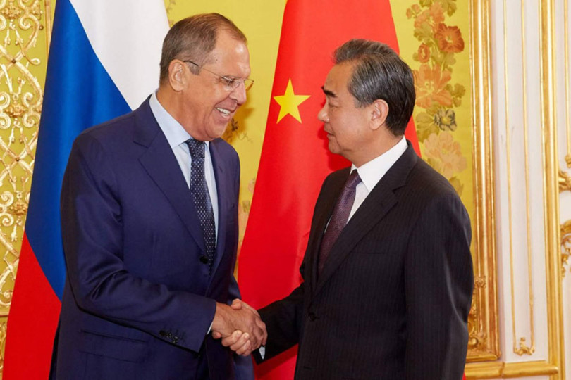 Ngoại trưởng Nga Lavrov: mặc dù Trung Quốc và Nga không có ý định thành lập liên minh quân sự, nhưng hai nước đã thực sự là đồng minh về chính trị.