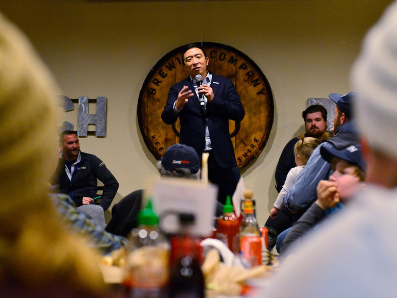 Andrew Yang hiện là 1 trong số 15 ứng cử viên của Đảng Dân chủ cạnh tranh suất đại diện cho đảng này ra tranh cử Tổng thống