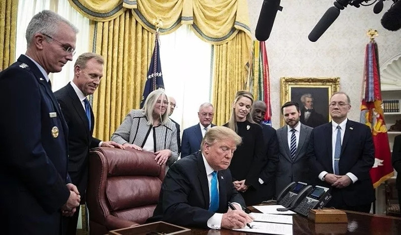 Hồi tháng 2 năm nay, Tổng thống Donald Trump đã ký quyết định thành lập quân chủng Không gian Vũ trụ. Hồi tháng 2 năm nay, Tổng thống Donald Trump đã ký quyết định thành lập quân chủng Không gian Vũ trụ.