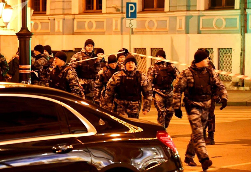 Lực lượng đặc nhiệm triển khai đến hiện trường.