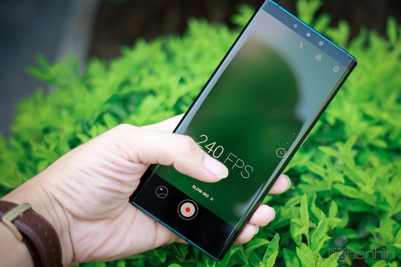 Trên tay Mate 30 Pro vừa về Việt Nam: thiết kế cân đối, nhiều cái mới, giá từ 23 triệu ảnh 10