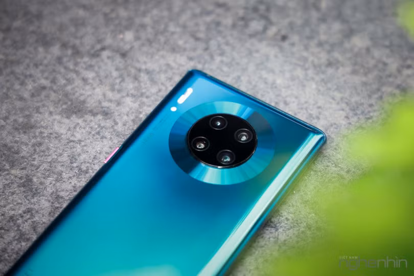 Trên tay Mate 30 Pro vừa về Việt Nam: thiết kế cân đối, nhiều cái mới, giá từ 23 triệu ảnh 2
