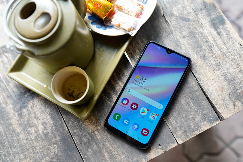 Galaxy A10s cũng là một lựa chọn vừa tầm cho người mới sử dụng smartphone