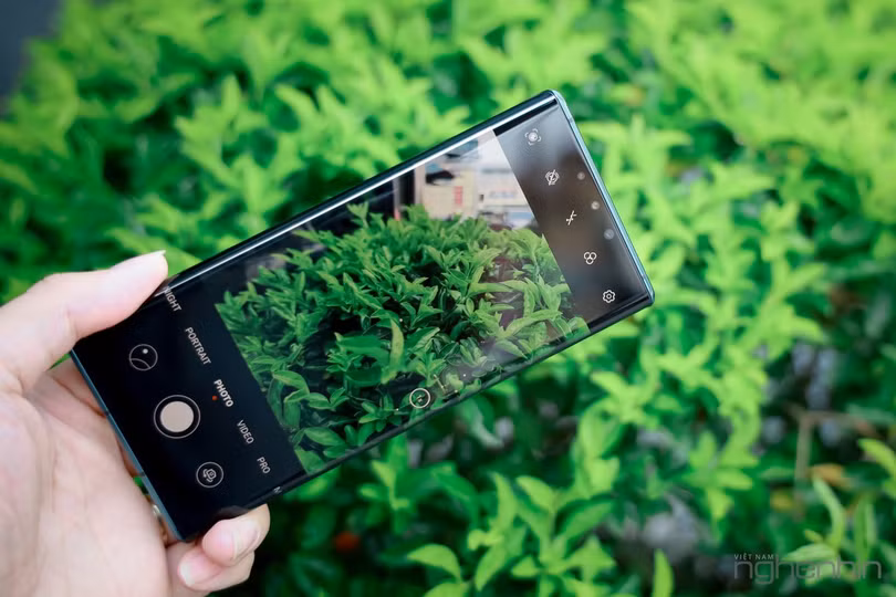 Trên tay Mate 30 Pro vừa về Việt Nam: thiết kế cân đối, nhiều cái mới, giá từ 23 triệu ảnh 7