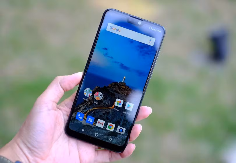 6 smartphone tầm trung pin khủng