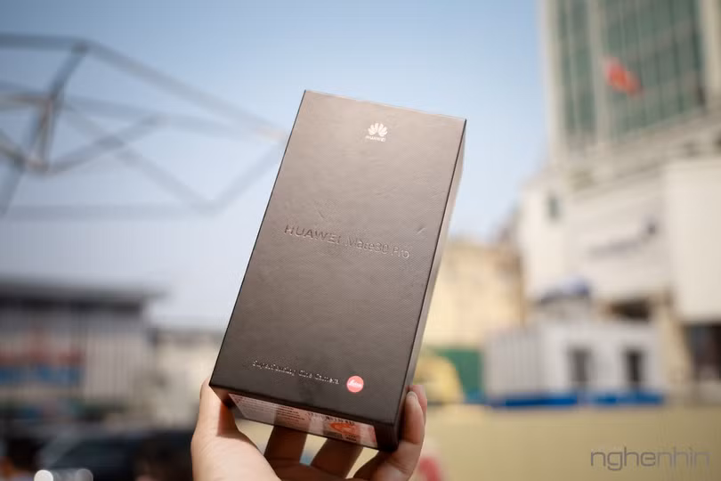 Trên tay Mate 30 Pro vừa về Việt Nam: thiết kế cân đối, nhiều cái mới, giá từ 23 triệu ảnh 11