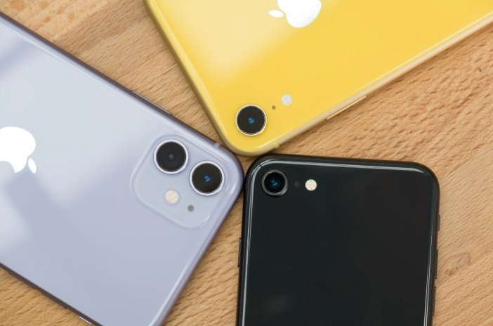 Hầu hết lượng khí thải cacbon của công ty để có nguồn gốc từ hoạt động sản xuất. (Ảnh: Phone Arena) Ảnh: Phone Arena