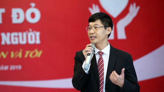 Ông Trần Ngọc Quế - Phó Giám đốc Trung tâm Máu Quốc gia cho biết nhiều địa phương đang khan hiếm máu cho điều trị 