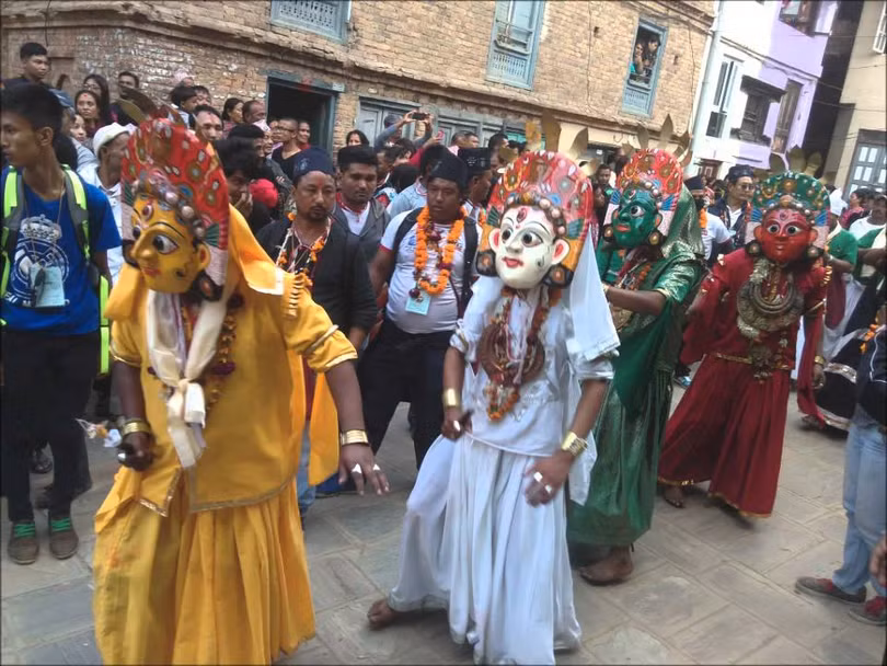 Đoàn người tham gia diễu hành trong lễ hội. Ảnh: Xinhua Đoàn người tham gia diễu hành trong lễ hội. Ảnh: Xinhua