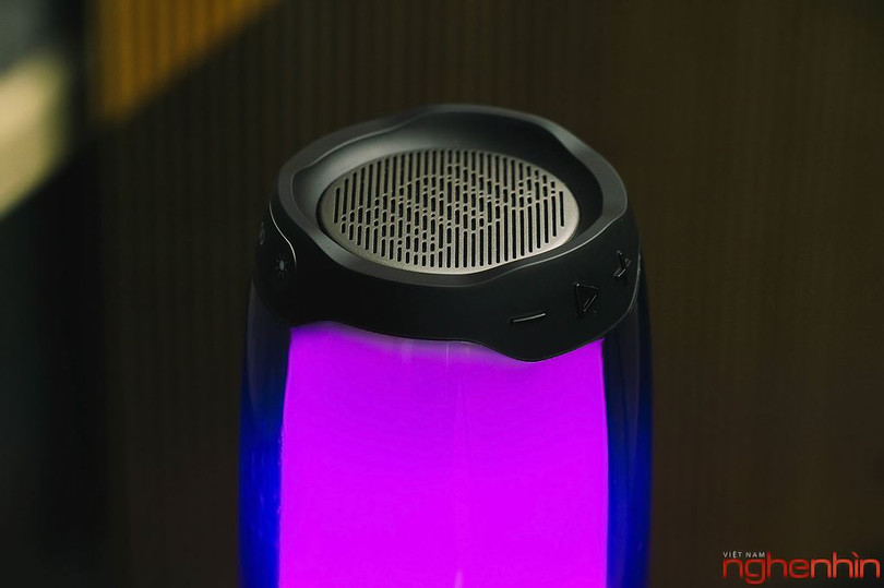 Mở hộp và đánh giá JBL Pulse 4 đầu tiên tại Việt Nam ảnh 5