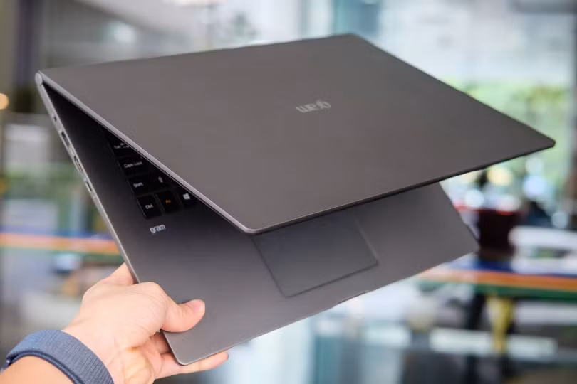 Gram 2019 - laptop 17 inch nhẹ nhất thế giới