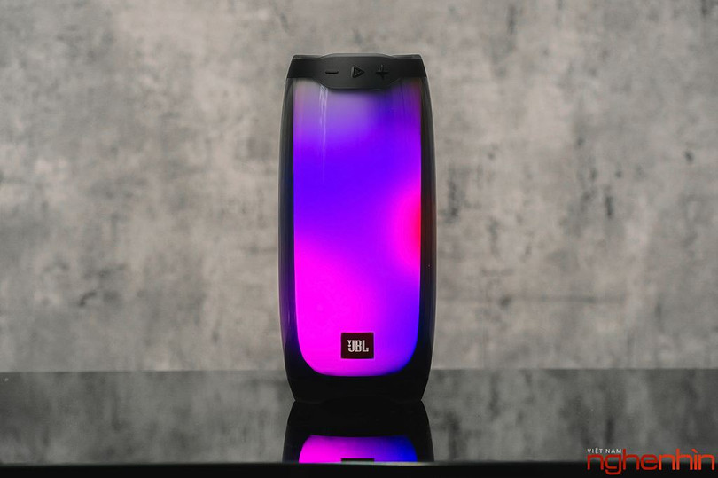 Mở hộp và đánh giá JBL Pulse 4 đầu tiên tại Việt Nam ảnh 14
