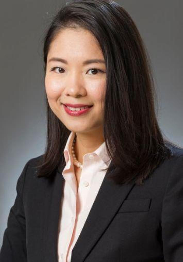 Bà Laura Wang: “Các nhà đầu tư trong nước Trung Quốc lo ngại liệu các nhà đầu tư nước ngoài có phải đang rút khỏi thị trường chứng khoán Trung Quốc”