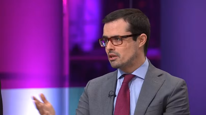 Ông Raffaello Pantucci, chủ quản think tank Viện Nghiên cứu Quốc phòng và An ninh Hoàng gia Anh: Mỹ đang gây sức ép với Trung Quốc và liên kết các đồng minh để thúc đẩy chính sách Trung Quốc của họ. Ông Raffaello Pantucci, chủ quản think tank Viện Nghiên cứu Quốc phòng và An ninh Hoàng gia Anh: Mỹ đang gây sức ép với Trung Quốc và liên kết các đồng minh để thúc đẩy chính sách Trung Quốc của họ.