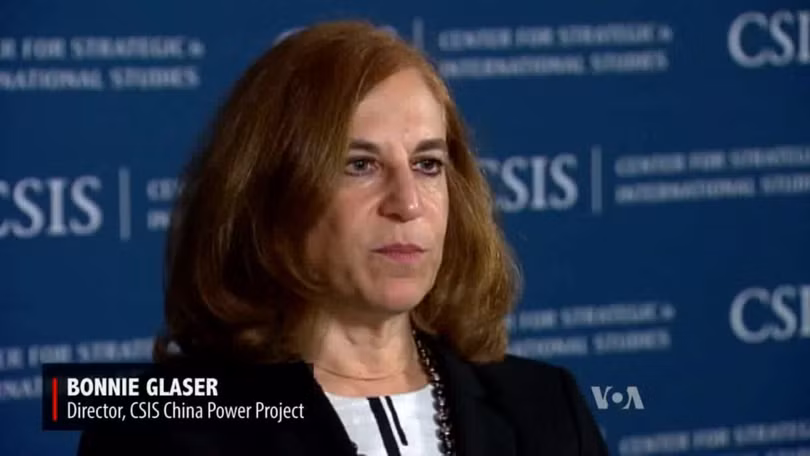 Bà Bonnie Glaser, chuyên gia nổi tiếng của Trung tâm Nghiên cứu Chiến lược và quốc tế (CSIS) cho rằng, trừ phi Trung Quốc thật sự tiến hành giải quyết vấn đề có tính kết cấu kinh tế, nếu không, hai bên sẽ quay trở lại cuộc chiến mậu dịch sau 90 ngày “hưu chiến”. Bà Bonnie Glaser, chuyên gia nổi tiếng của Trung tâm Nghiên cứu Chiến lược và quốc tế (CSIS) cho rằng, trừ phi Trung Quốc thật sự tiến hành giải quyết vấn đề có tính kết cấu kinh tế, nếu không, hai bên sẽ quay trở lại cuộc chiến mậu dịch sau 90 ngày “hưu chiến”.