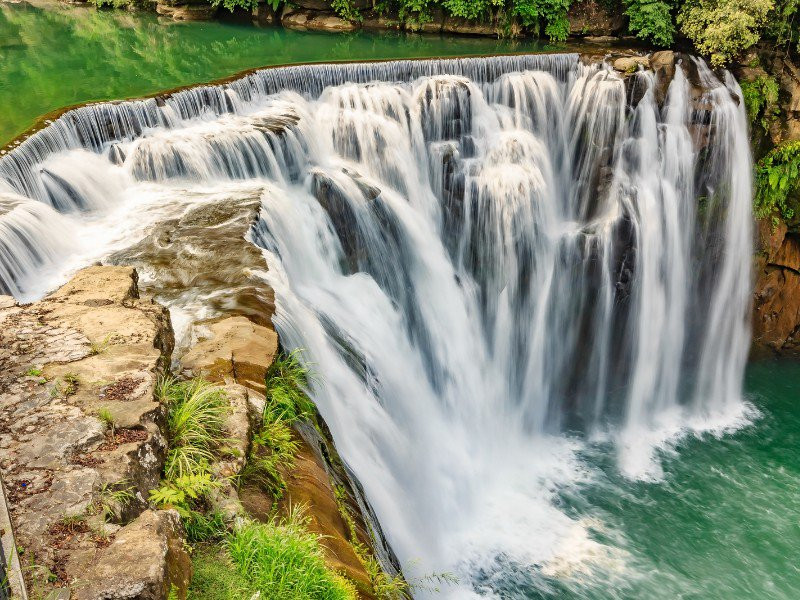 Shifen Waterfall