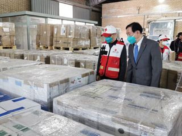 Trung Quốc đang đẩy mạnh xuất khẩu khẩu trang ra hành trăm nước trên thế giới (Ảnh: Đa Chiều).