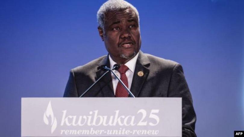 Chủ tịch Liên minh Châu Phi Moussa Faki đã triệu tập Đại sứ Trung Quốc Lưu Dự Tích tới để bày tỏ “sự quan ngại nghiêm trọng” về vụ việc đã xảy ra (Ảnh: creaders.net)