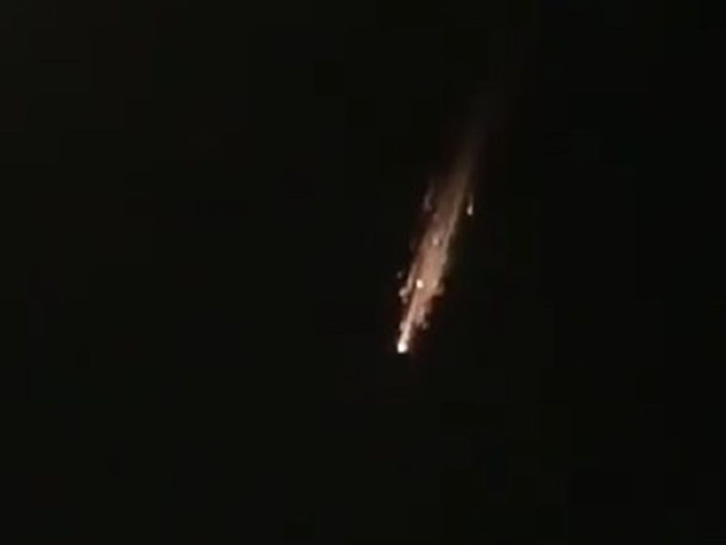 Tên lửa CZ-3B bị nổ cùng vệ tinh PALAPA-N1 của Indonesia hôm 9/4 (Ảnh Đa Chiều). Tên lửa CZ-3B bị nổ cùng vệ tinh PALAPA-N1 của Indonesia hôm 9/4 (Ảnh Đa Chiều).