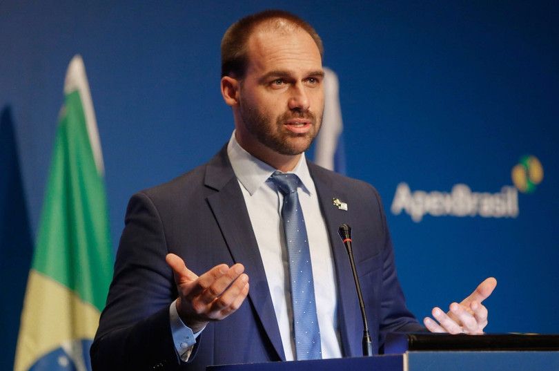 Ông Eduardo Bolsonaro: “Thủ phạm gây ra cuộc khủng hoảng dịch bệnh COVID-19 là Trung Quốc” (Ảnh: Globo)