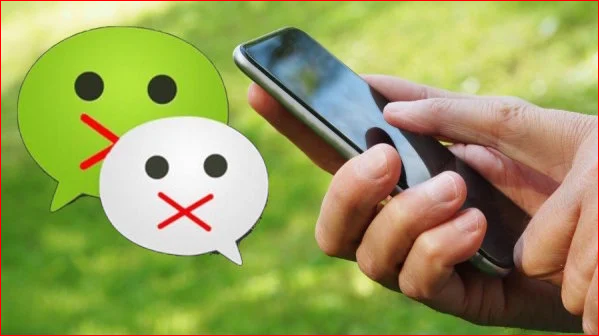 Nhiều người Hoa ở nước ngoài lo ngại WeChat bị cấm giống như quay trở lại thời kỳ trước năm 1949 (Ảnh: Creaders).