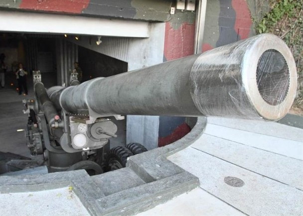 Loại pháo xe kéo cỡ nòng 203mm Đài Loan đã tham gia bắn trả sang Hạ Môn trong thời gian diễn ra chiến dịch "Pháo chiến Kim Môn" (Ảnh: Đông Phương).