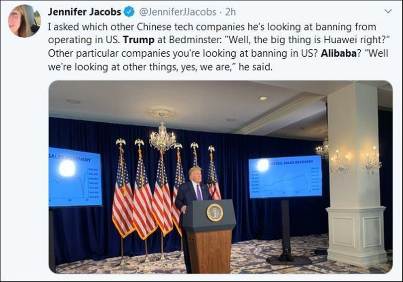 Thông tin của phóng viên Bloomberg về tuyên bố xem xét cấm Alibaba của ông Trump (Ảnh: Twitter). Thông tin của phóng viên Bloomberg về tuyên bố xem xét cấm Alibaba của ông Trump (Ảnh: Twitter).