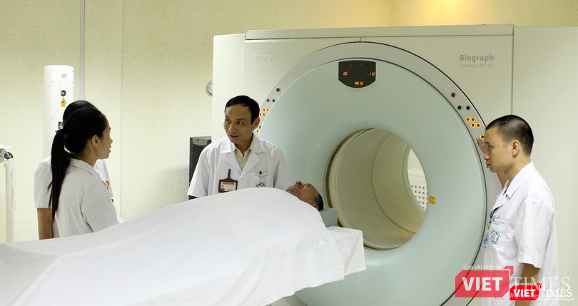 Chuẩn bị một ca chụp PETCT để mô phỏng lập kế hoạch xạ trị Chuẩn bị một ca chụp PETCT để mô phỏng lập kế hoạch xạ trị