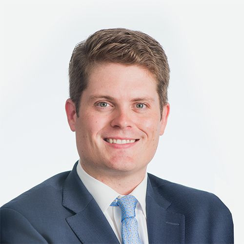 Chuyên gia kinh tế Clayton Allen của Tập đoàn Height Capital cho rằng, Mỹ có thể thực thi mức thuế quan mới muộn hơn, thay vì ngay trong tháng 9