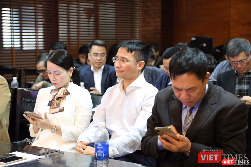 Các đại biểu tham dự buổi lễ kỷ niệm