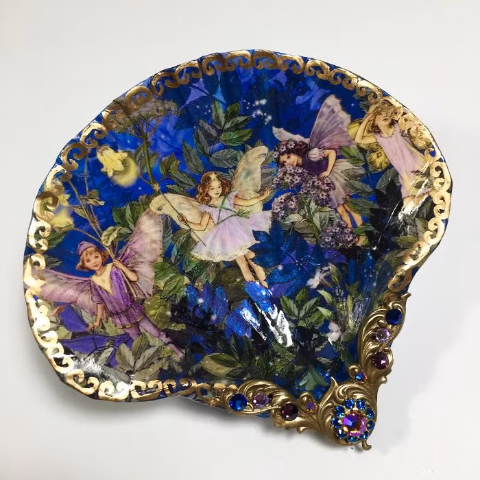 Nghá» sÄ© váº½ trÃªn vá» bíaº¿n chÃºng thÃ&nbsp;nh kho bÃ¡u thá»±c sá»±