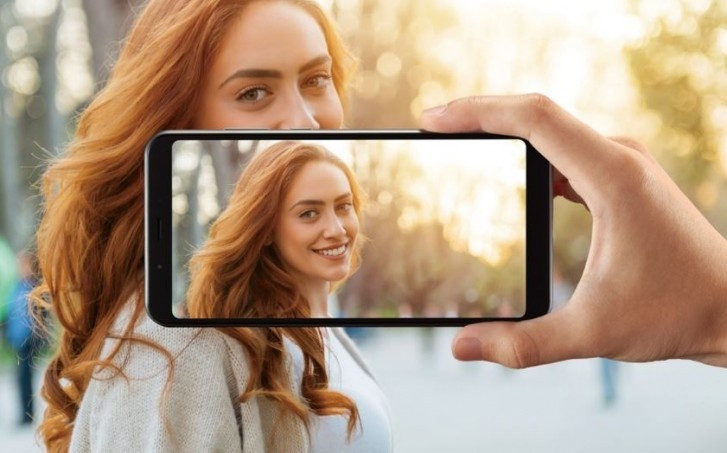 Sharp AQUOS V ra mắt với chip Snapdragon 855