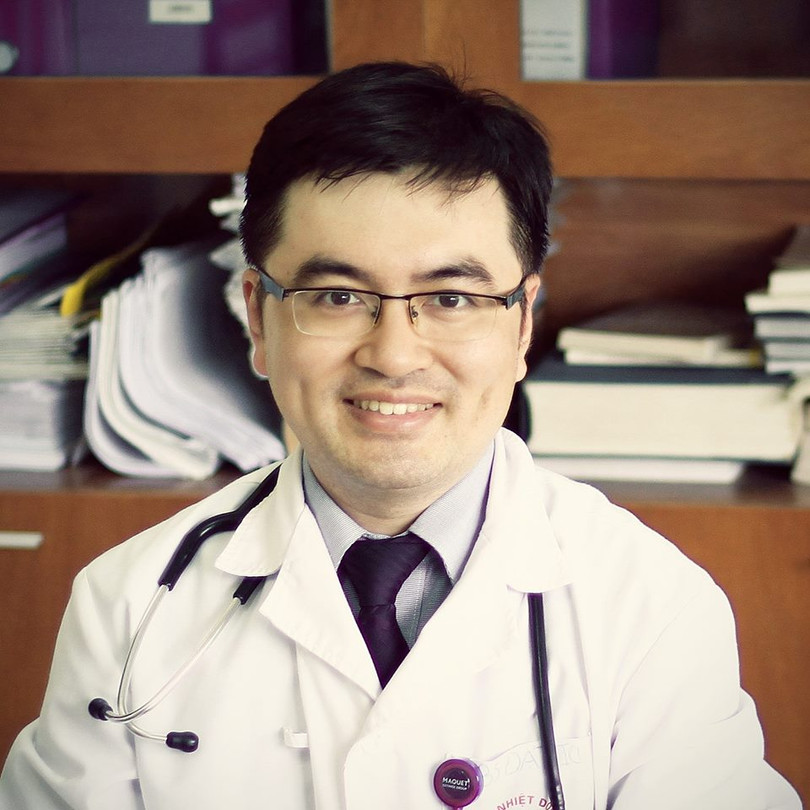 Bác sĩ Vũ Quốc Đạt - giảng viên Bộ môn Truyền nhiễm của Trường Đại học Y Hà Nội Bác sĩ Vũ Quốc Đạt - giảng viên Bộ môn Truyền nhiễm của Trường Đại học Y Hà Nội