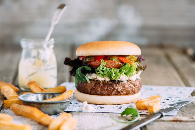 Một bức ảnh đủ sáng sẽ luôn đẹp và sắc nét. Một bức ảnh đủ sáng sẽ luôn đẹp và sắc nét.