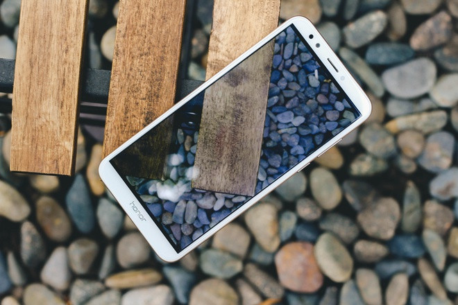 Honor có thể không còn thuộc về Huawei nữa. Ảnh: Lê Trọng.