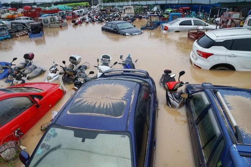 Huyện Hấp, An Huy bị thiệt hại nặng sau khi bị lũ tràn qua (Ảnh: Sohu).