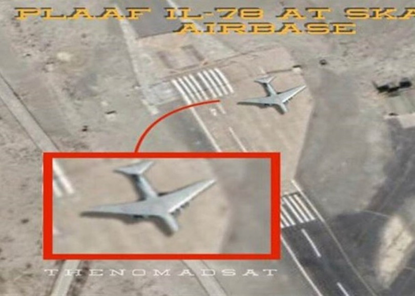 Máy bay tiếp dầu trên không IL-78 của Trung Quốc tại sân bay Skardu ở Kashmir do Pakistan kiểm soát (Ảnh: Đông Phương). Máy bay tiếp dầu trên không IL-78 của Trung Quốc tại sân bay Skardu ở Kashmir do Pakistan kiểm soát (Ảnh: Đông Phương).