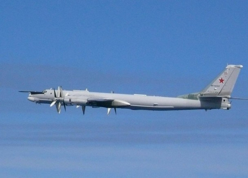 Máy nay ném bom TU-95 của Nga