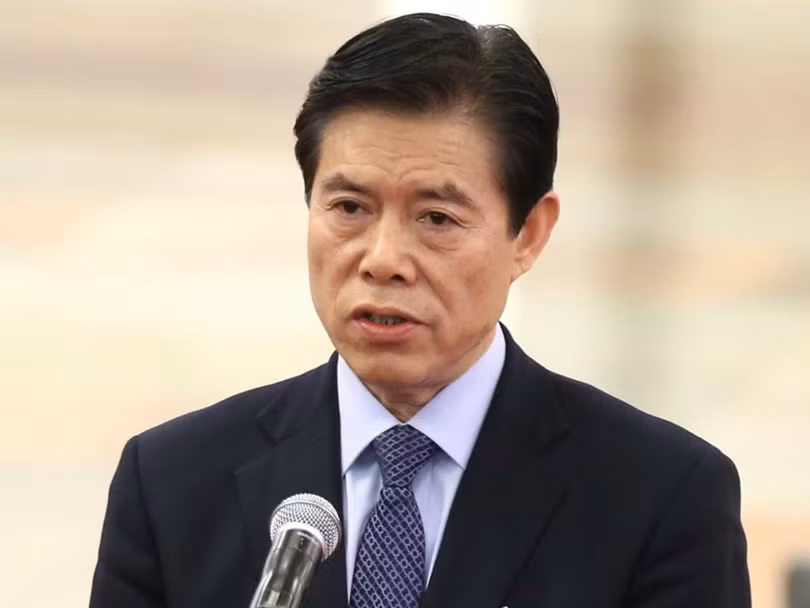 Bộ trưởng Thương mại Trung Quốc Trung Sơn: chính phủ Trung Quốc cần có thái độ kiên quyết hơn với Mỹ trong các cuộc đàm phán thương mại Bộ trưởng Thương mại Trung Quốc Trung Sơn: chính phủ Trung Quốc cần có thái độ kiên quyết hơn với Mỹ trong các cuộc đàm phán thương mại