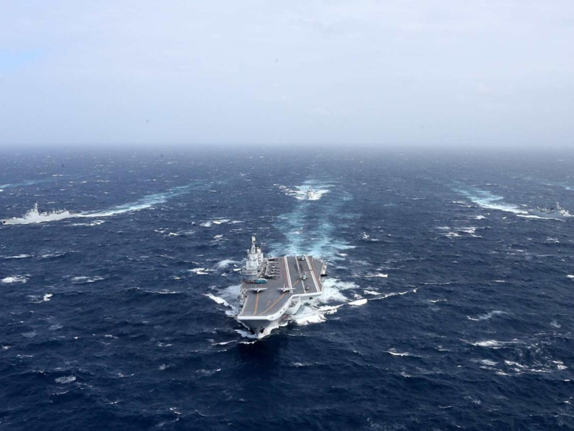 Biên đội tàu sân bay Liêu Ninh của Trung Quốc vừa rới khỏi Biển Đông