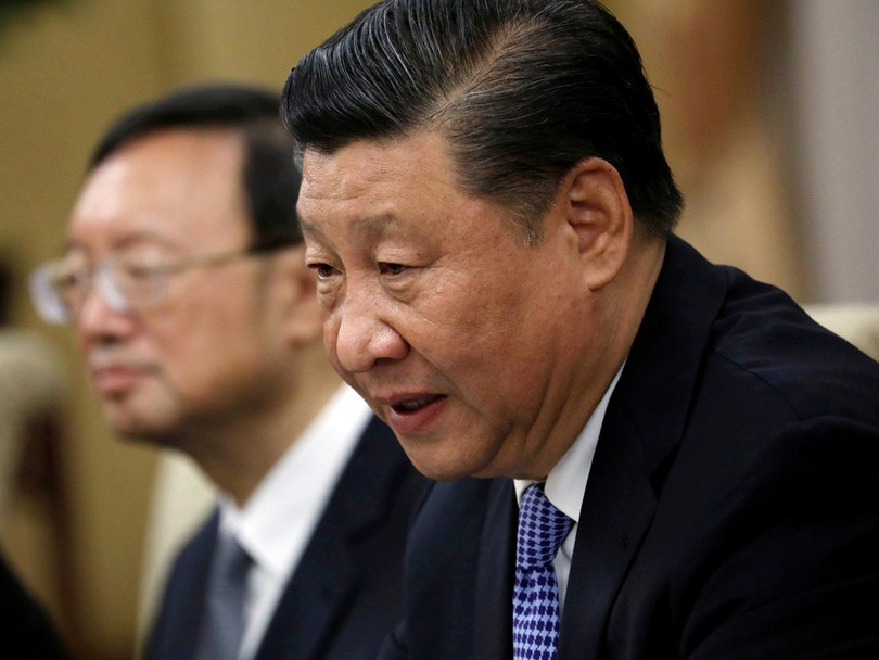 Ông Tập Cận Bình thẳng thừng cự tuyệt ý kiến của ông Duterte về vấn đề phán quyết của Tòa trọng tài PCA năm 2016. Ảnh: Reuters Ông Tập Cận Bình thẳng thừng cự tuyệt ý kiến của ông Duterte về vấn đề phán quyết của Tòa trọng tài PCA năm 2016. Ảnh: Reuters