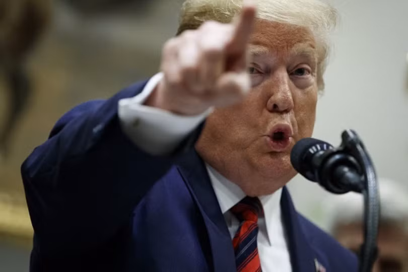 Ông Trump: số vũ khí này được bán với giá 8 tỷ USD, một khoản tiền lớn và sẽ tạo được rất nhiều việc làm Ông Trump: số vũ khí này được bán với giá 8 tỷ USD, một khoản tiền lớn và sẽ tạo được rất nhiều việc làm