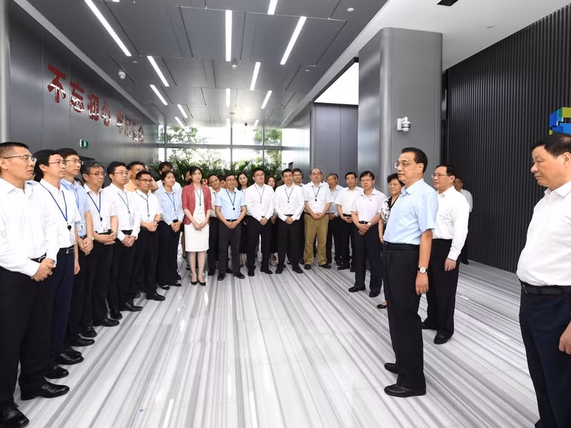 Thủ tướng Quốc Vụ viện Trung Quốc Lý Khắc Cường khảo sát Thượng Hải nói về vấn đề kinh tế và dân sinh