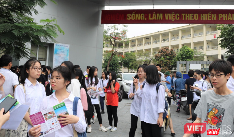 Trước giờ thi (ảnh: Minh Thúy)