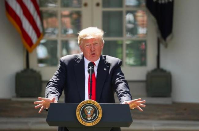 Ngày 1.6.2017, ông Trump bất ngờ tuyên bố Mỹ rút khỏi Hiệp định Paris về biến đổi khí hậu.