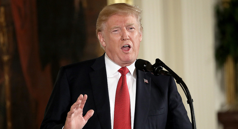 Ông Donald Trump cho rằng nguyên nhân gây nên tình trạng chứng khoán sụt giảm là do FED tăng lãi suất Ông Donald Trump cho rằng nguyên nhân gây nên tình trạng chứng khoán sụt giảm là do FED tăng lãi suất