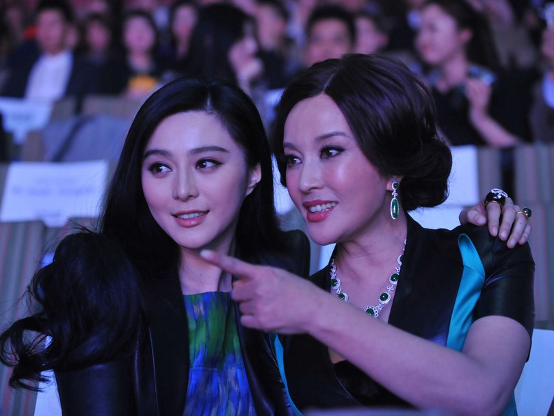 Phạm Băng Băng và Lưu Hiểu Khánh - Hai minh tinh trốn thuế nhưng hậu quả khác hẳn nhau