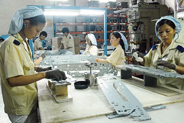 Đông Nam Á là nơi được nhiều công ty nước ngoài nhắm tới để chuyển dây chuyền sản xuất từ Trung Quốc sang.