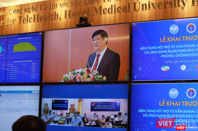 Thứ trưởng Thường trực Bộ Y tế Nguyễn Thanh Long phát biểu tại lễ khai mạc nền tảng khám, chữa bệnh từ xa