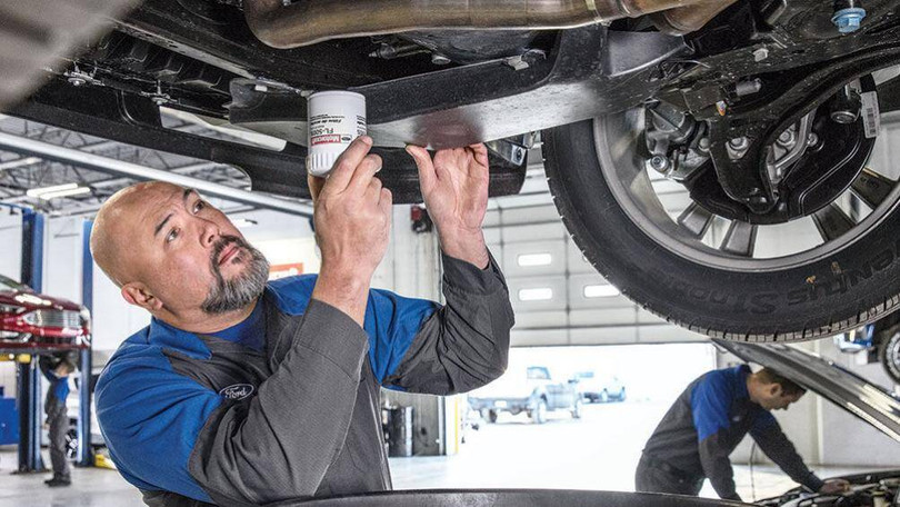 Không nên tự cân chỉnh lại góc bánh xe ô tô, bởi làm thế có thể sẽ khiến bánh xe bị lệch nặng hơn lúc đầu Không nên tự cân chỉnh lại góc bánh xe ô tô, bởi làm thế có thể sẽ khiến bánh xe bị lệch nặng hơn lúc đầu